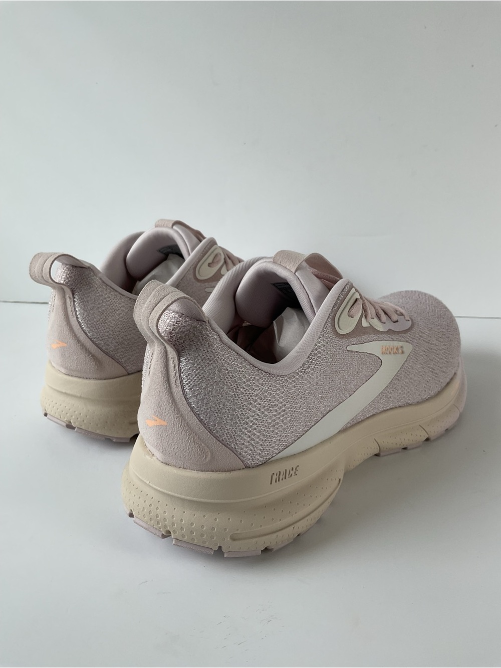 Brooks Trace 4 Women’s Size 8 Pink Running Sneakers - Picture 7 of 13